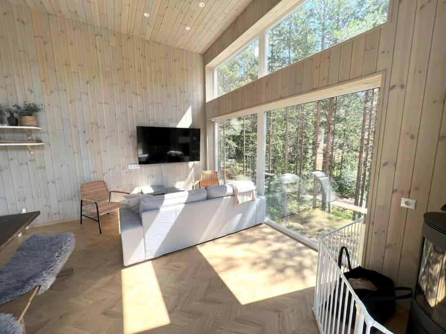 Tretoppen - Ny Moderne Hytte, Unike Finnskogen Турсбю Экстерьер фото