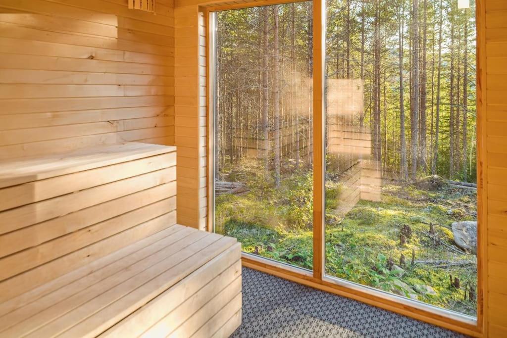Tretoppen - Ny Moderne Hytte, Unike Finnskogen Турсбю Экстерьер фото