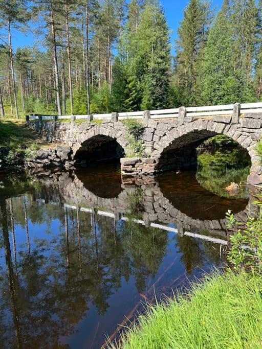 Tretoppen - Ny Moderne Hytte, Unike Finnskogen Турсбю Экстерьер фото