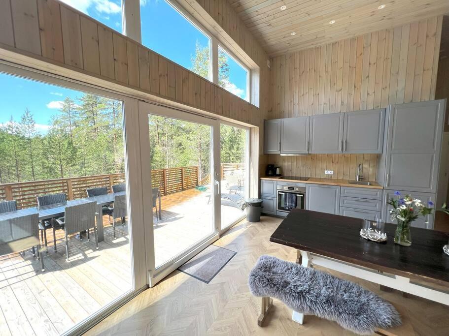 Tretoppen - Ny Moderne Hytte, Unike Finnskogen Турсбю Экстерьер фото