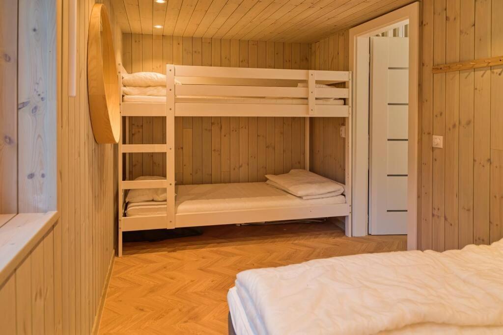 Tretoppen - Ny Moderne Hytte, Unike Finnskogen Турсбю Экстерьер фото