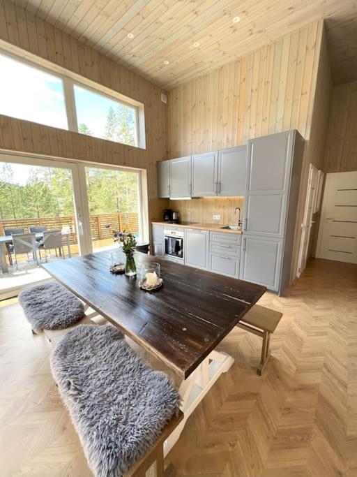 Tretoppen - Ny Moderne Hytte, Unike Finnskogen Турсбю Экстерьер фото