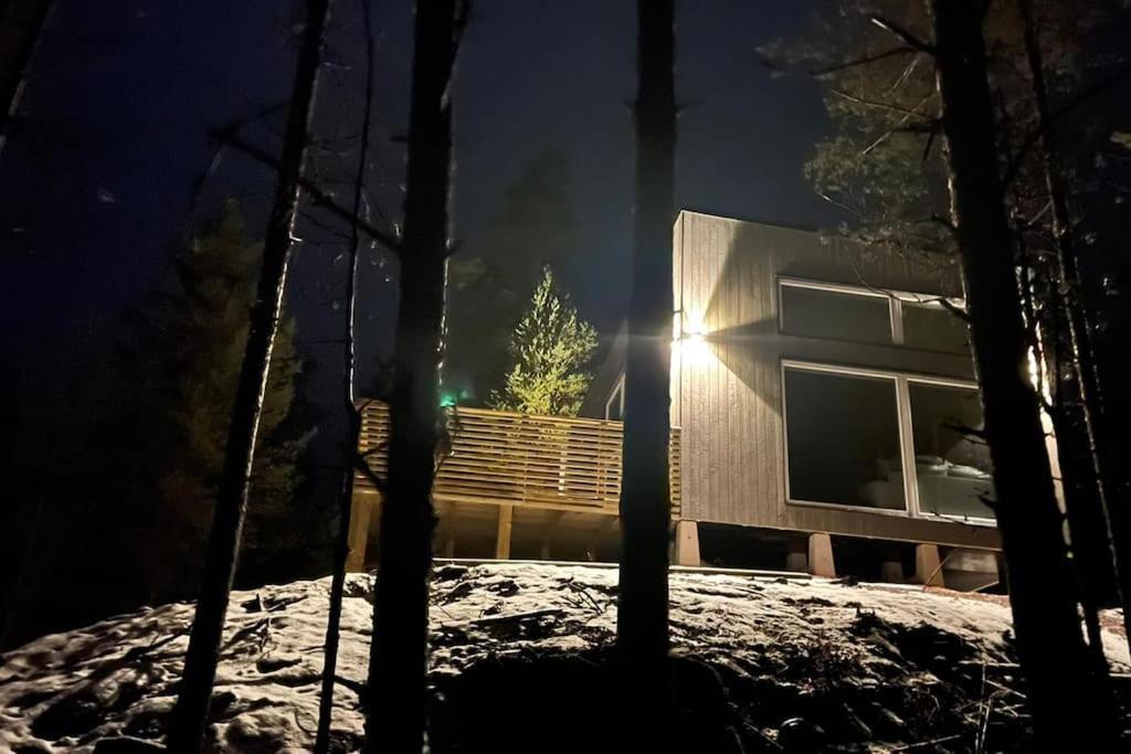 Tretoppen - Ny Moderne Hytte, Unike Finnskogen Турсбю Экстерьер фото