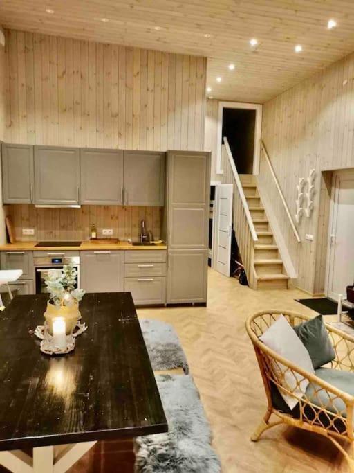 Tretoppen - Ny Moderne Hytte, Unike Finnskogen Турсбю Экстерьер фото